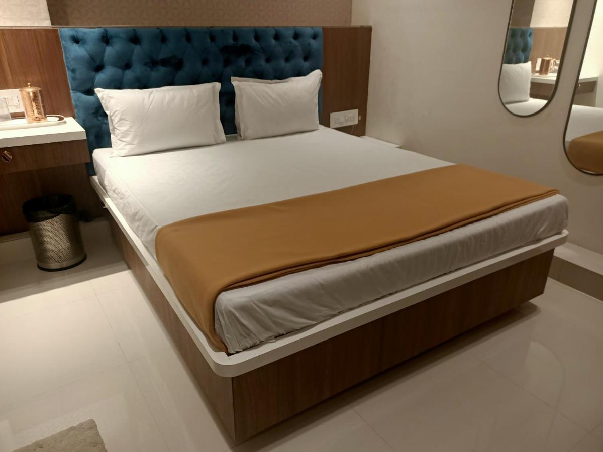 Elegance Hotel Mumbai
